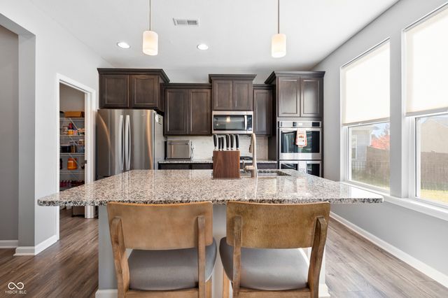 15865 W Rail Drive, Westfield, IN 46074