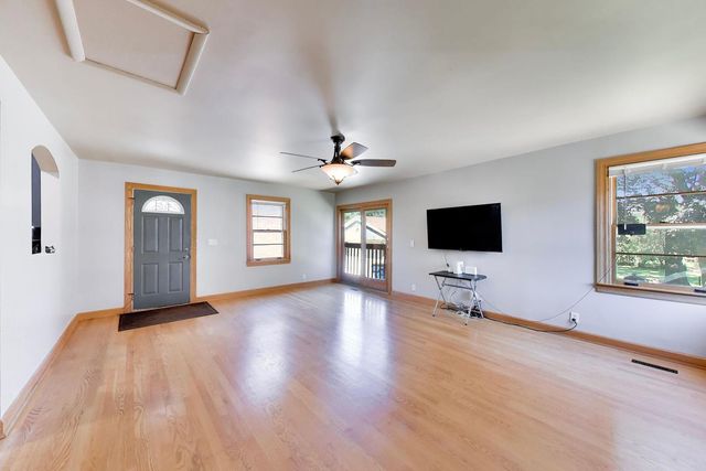 479 N Elm Avenue, Elmhurst, IL 60126
