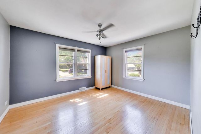 479 N Elm Avenue, Elmhurst, IL 60126