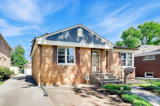 479 N Elm Avenue, Elmhurst, IL 60126