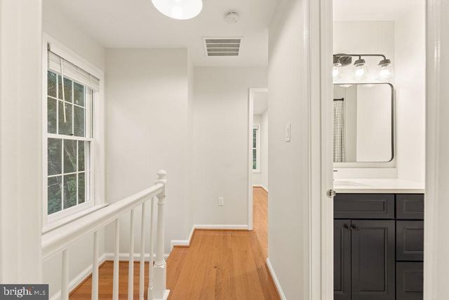 3859 ZELKOVA CT, Fairfax, VA 22033