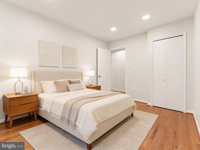 3859 ZELKOVA CT, Fairfax, VA 22033