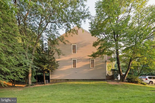 3859 ZELKOVA CT, Fairfax, VA 22033