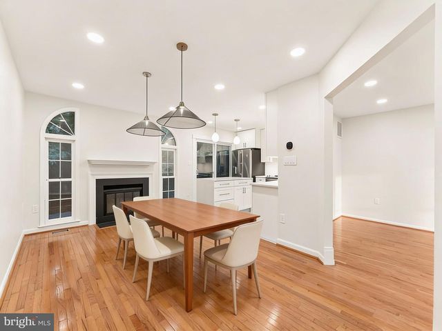 3859 ZELKOVA CT, Fairfax, VA 22033