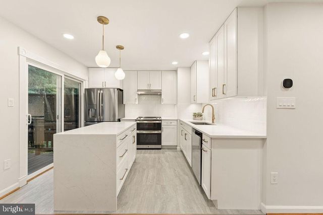 3859 ZELKOVA CT, Fairfax, VA 22033