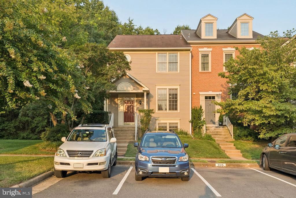 3859 ZELKOVA CT, Fairfax, VA 22033
