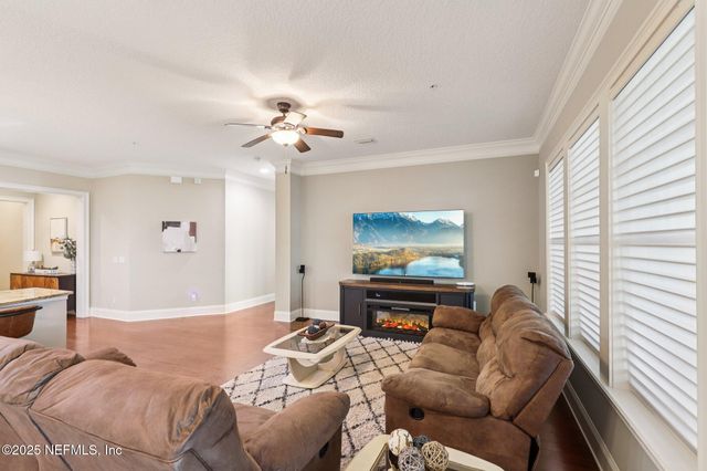 1389 SUNSET VIEW Lane, Jacksonville, FL 32207