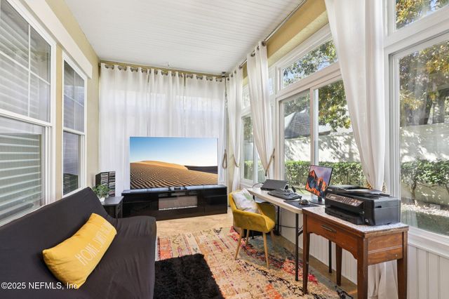 1389 SUNSET VIEW Lane, Jacksonville, FL 32207