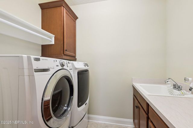 1389 SUNSET VIEW Lane, Jacksonville, FL 32207