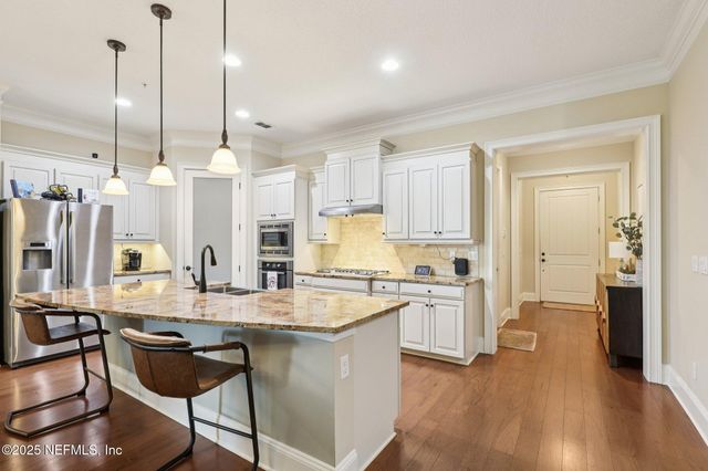 1389 SUNSET VIEW Lane, Jacksonville, FL 32207