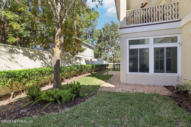 1389 SUNSET VIEW Lane, Jacksonville, FL 32207