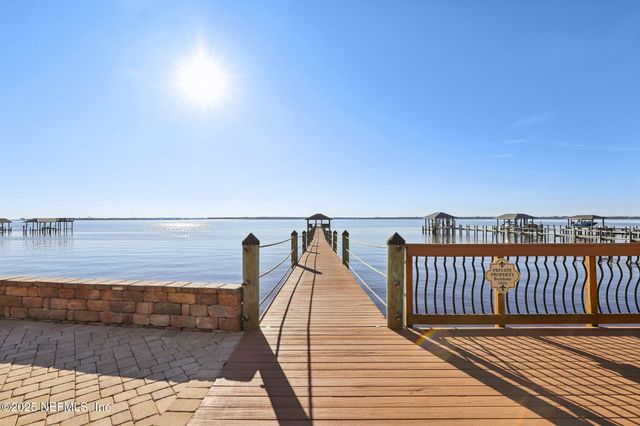 1389 SUNSET VIEW Lane, Jacksonville, FL 32207