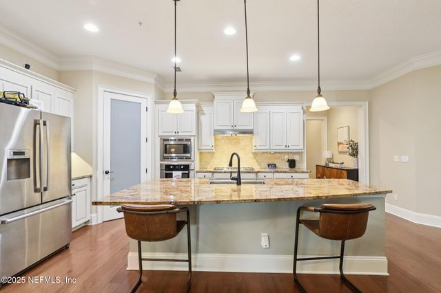 1389 SUNSET VIEW Lane, Jacksonville, FL 32207