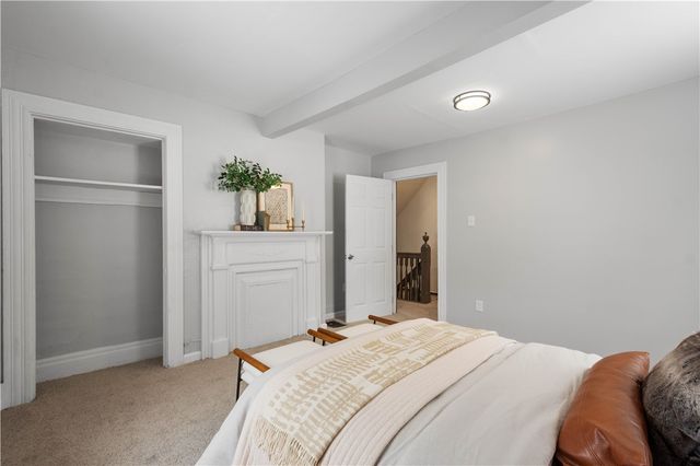 5644 Ollie St, Lincoln Place, PA 15207