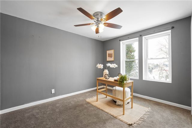 5644 Ollie St, Lincoln Place, PA 15207