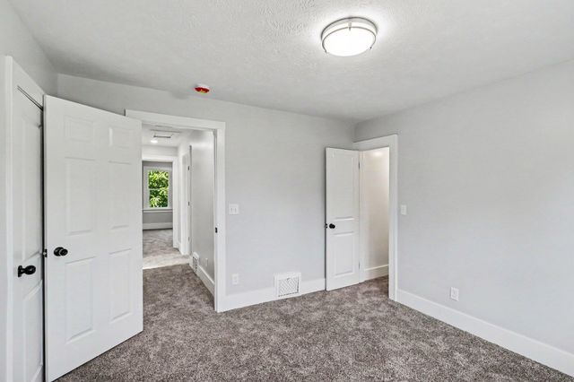 23 Kellogg Street, Battle Creek, MI 49037