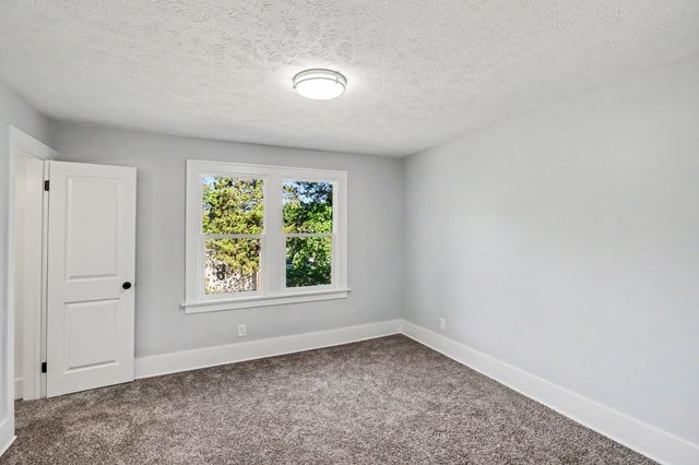 23 Kellogg Street, Battle Creek, MI 49037