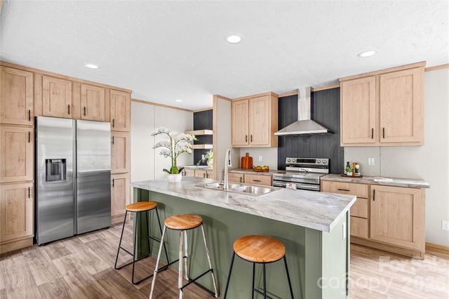 532 Eagle Mills Road, Hamptonville, NC 27020