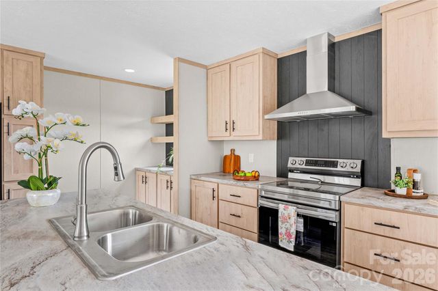 532 Eagle Mills Road, Hamptonville, NC 27020