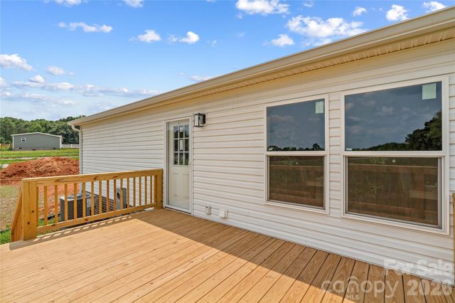 532 Eagle Mills Road, Hamptonville, NC 27020