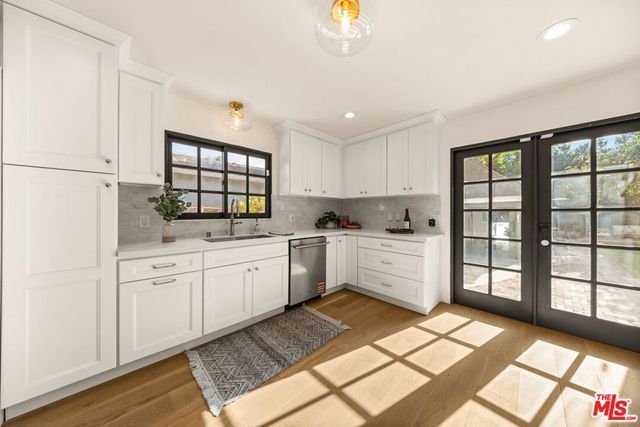1941 Midvale Avenue, Los Angeles, CA 90025