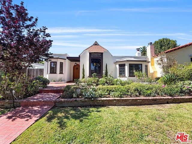 1941 Midvale Avenue, Los Angeles, CA 90025