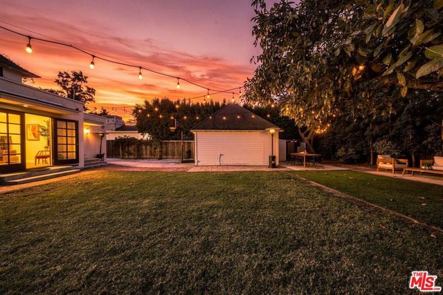 1941 Midvale Avenue, Los Angeles, CA 90025