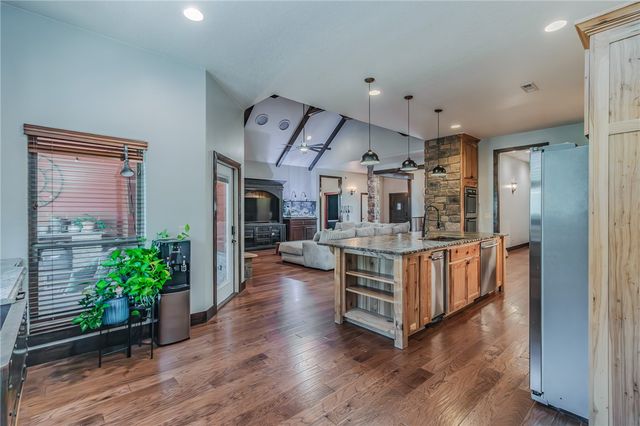1801 SW Palmer Creek, Bentonville, AR 72713