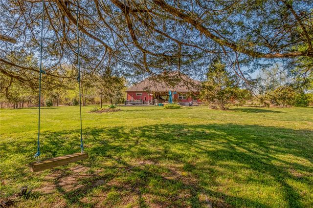 1801 SW Palmer Creek, Bentonville, AR 72713