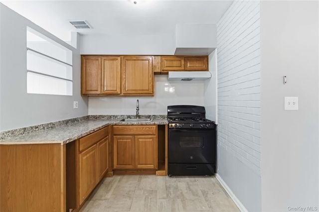 644 Autumn Avenue, Brooklyn, NY 11208