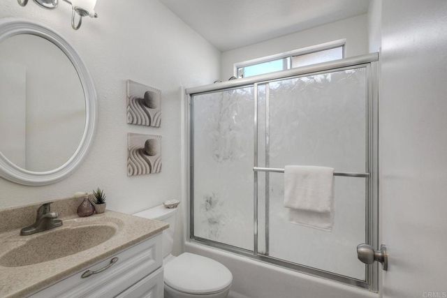 4545 Golden Ridge Dr, Oceanside, CA 92056