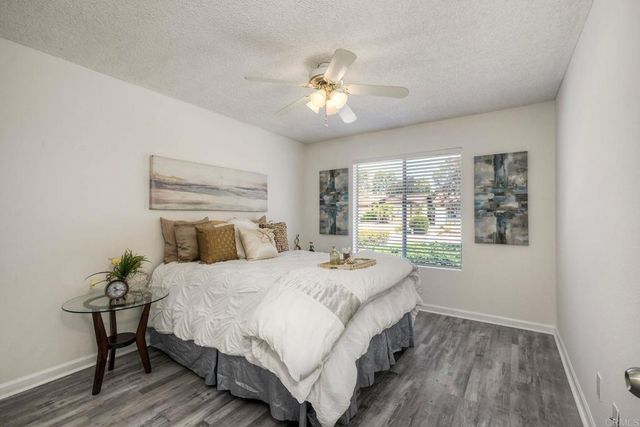 4545 Golden Ridge Dr, Oceanside, CA 92056