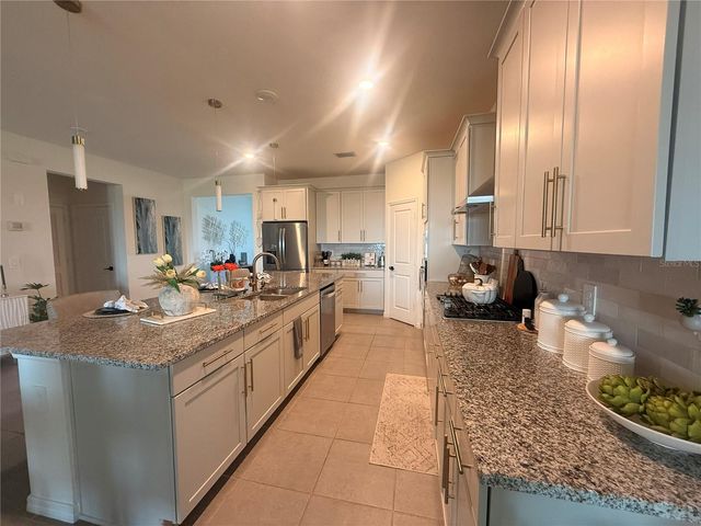 988 VINEYARD RIDGE ROAD, Minneola, FL 34715