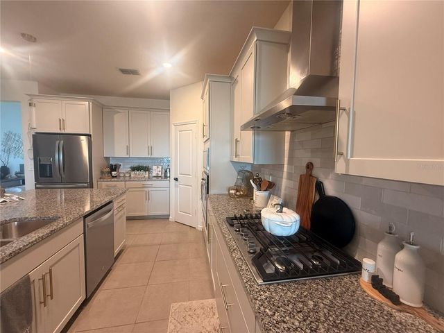 988 VINEYARD RIDGE ROAD, Minneola, FL 34715