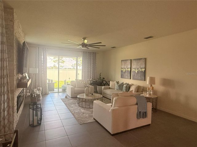 988 VINEYARD RIDGE ROAD, Minneola, FL 34715