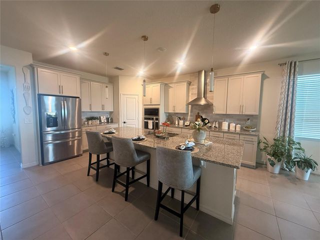 988 VINEYARD RIDGE ROAD, Minneola, FL 34715