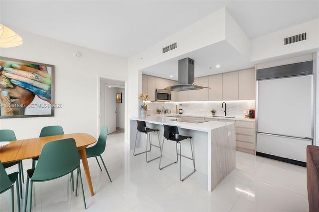 6899 Collins Avenue 1903, Miami Beach, FL 33141