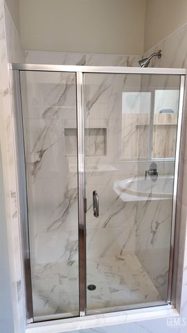 16716 Chloe Court, Bakersfield, CA 93314