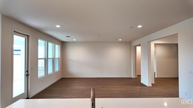 16716 Chloe Court, Bakersfield, CA 93314