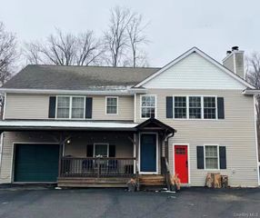 57 Dogwood Lane, Beacon, NY 12508