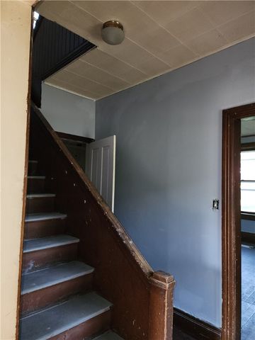 917 MAPLETOWN ROAD, Mapletown, PA 15338