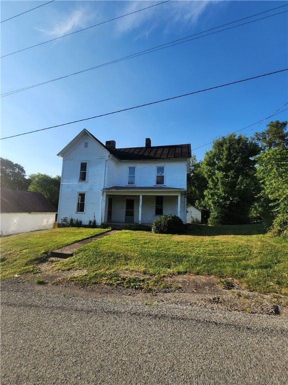 917 MAPLETOWN ROAD, Mapletown, PA 15338