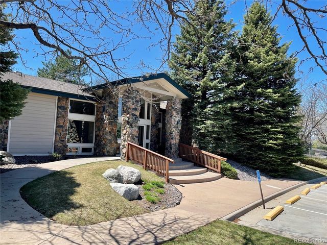 8304 Pebble Creek Way 8304-203, Highlands Ranch, CO 80126