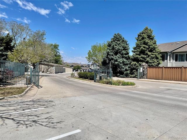 8304 Pebble Creek Way 8304-203, Highlands Ranch, CO 80126