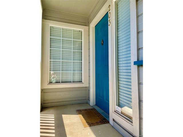 8304 Pebble Creek Way 8304-203, Highlands Ranch, CO 80126