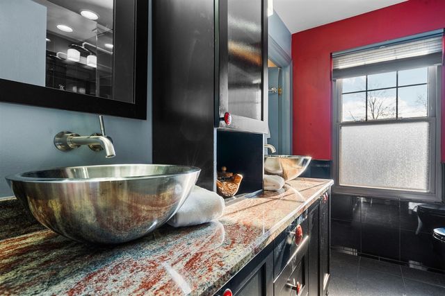 1405 W Liberty Street, Ann Arbor, MI 48103