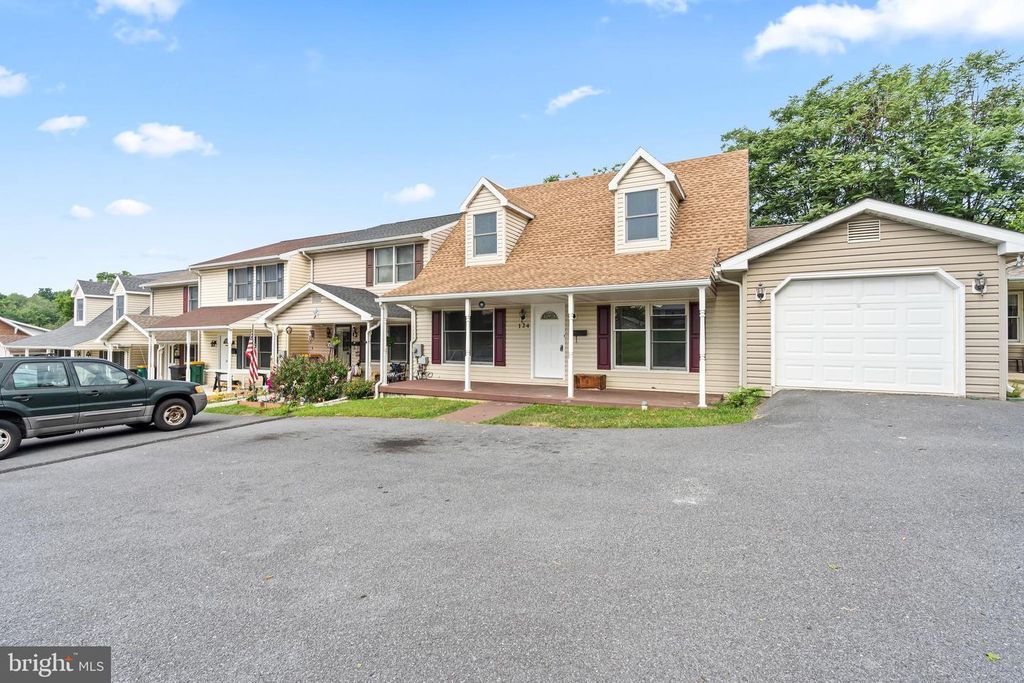 124 FRICK AVENUE, Waynesboro, PA 17268