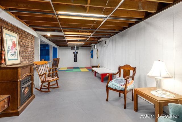 850 Sargent Avenue, Ada, MI 49301