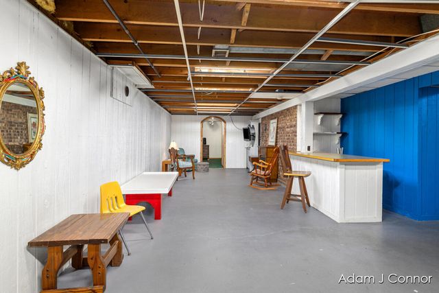 850 Sargent Avenue, Ada, MI 49301