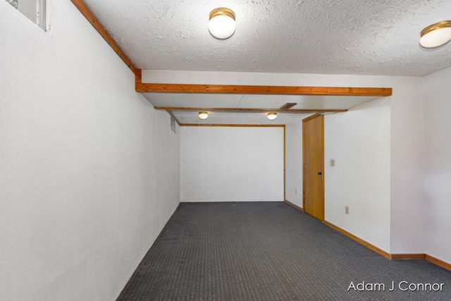 850 Sargent Avenue, Ada, MI 49301